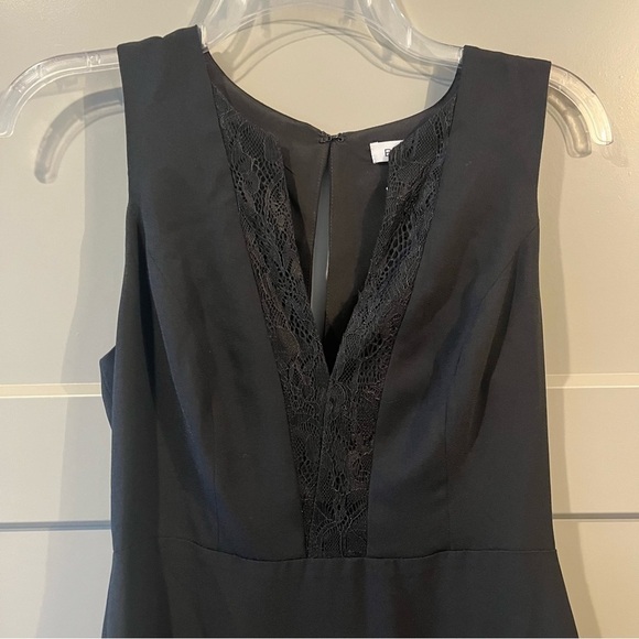 BCBGeneration Size 4 Black Maxi Dress Sleeveless Tiered Lace Sheer - Picture 6 of 10